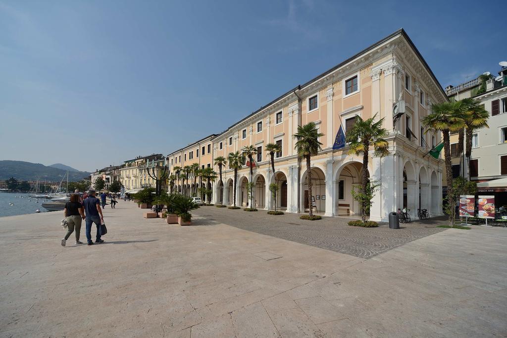 Appartement Antico Palazzo Signorile à Salò Extérieur photo